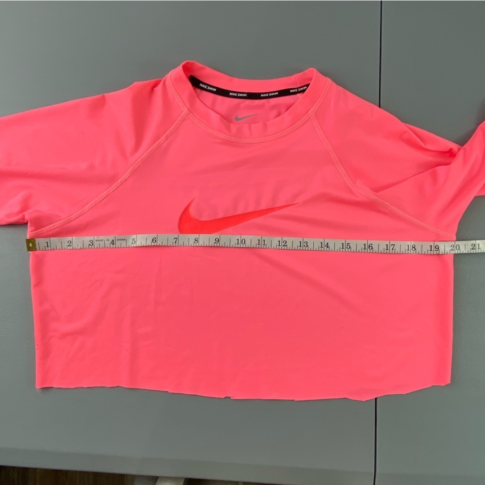Nike Swim Neon Pink LS Cropped Cutoff Dri Fit Tee Sz Large - Picture 5 of 10